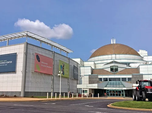 Serengeti: Journey to the Heart of Africa