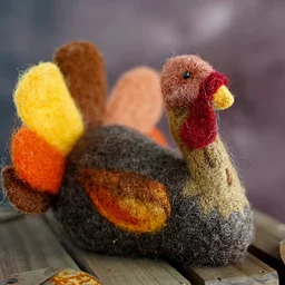 Felt & Kvelt: Noon Needle Felting Class