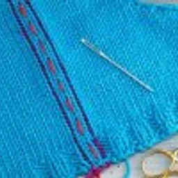 CLASS: Learn how to steek your knitted swatches!