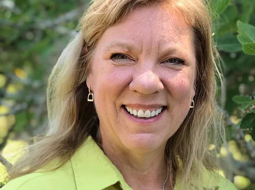 Lunch & Learn: 
Gallery Talk with Elizabeth DuBose