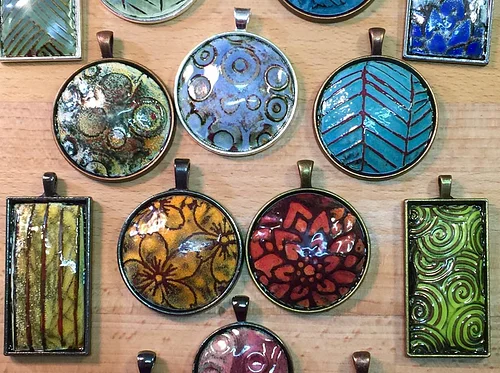 Intro to Enameling: Enamel Pendants Workshop
