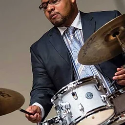 Sean Dobbins