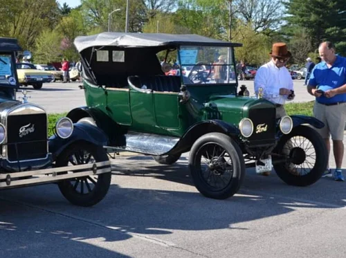 Easter Concours d’Elegance Car Show