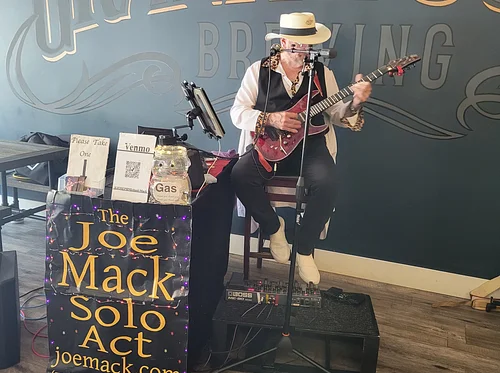 Open Music Mic Hosted by Joe Mack