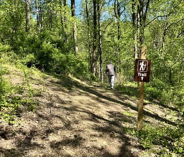 Hiking Meet-Up on The Trails at Dirt Farm