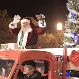 Santa and his live reindeer at Fitger's