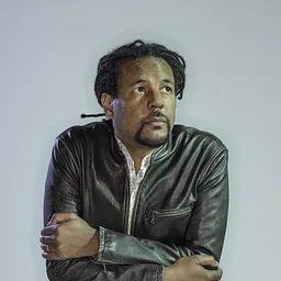 Stoop Talk: Colson Whitehead in Conversation with Thelma Golden