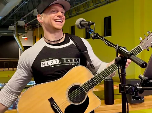 Live Music: Rob Evans Music