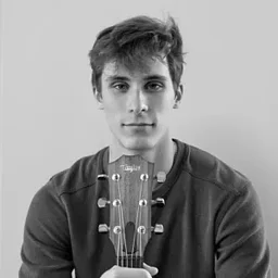 Live Music withChris Young
