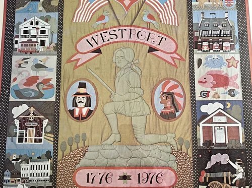 Bicentennial Quilt Viewing
