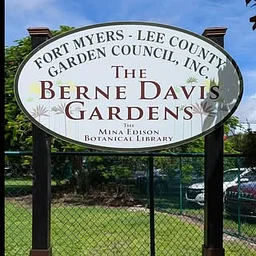 Berne Davis Gardens