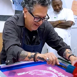 Print-O-Rama Gig Poster: A Screenprinting Demo with Carlos Hernandez