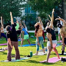 Free Community Yoga at Hemisfair