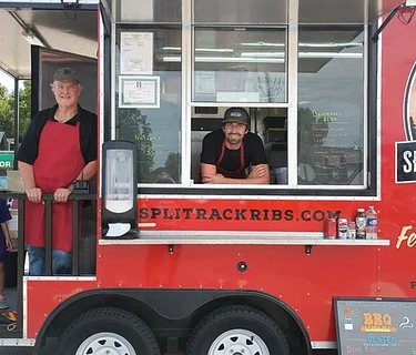 Food Truck: Split Rack Ribs