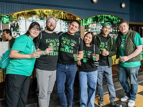 Shamrockin’ At The Pier Bar Crawl