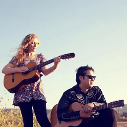 MUSIC AT THE VINEYARD – THE PAPER CROWNS
