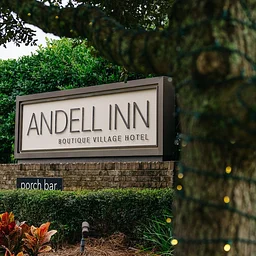 Outdoor Barre Workout at Andell Inn
