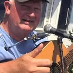 Live Music: Ed Travers