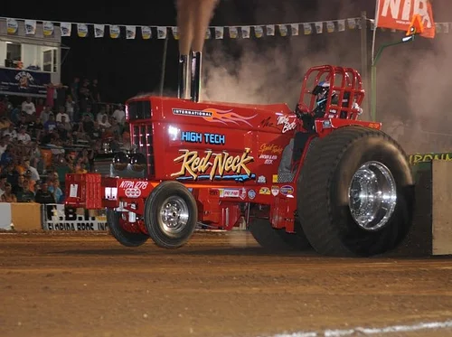 Saluda Young Farmer Tractor Pull