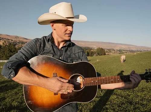 Owen Barnhart & Maritza Soto