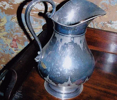 The Sagtikos Manor Antique & Collectibles Show