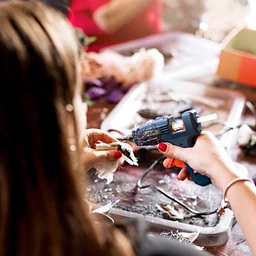 North Shore Crafters: Community Craft Night