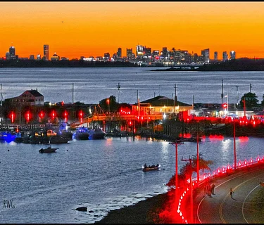 Harbor Illumination (Hull)