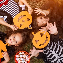 It’s time for dressing up and Trick-or-Treating! Get in the spirt by joining us on Halloween.Costume contests at 12pm and 3pm with fun prizes, trick-or-treating, and visits from some of your favorite movie characters!