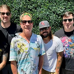 GUTTERMOUTH