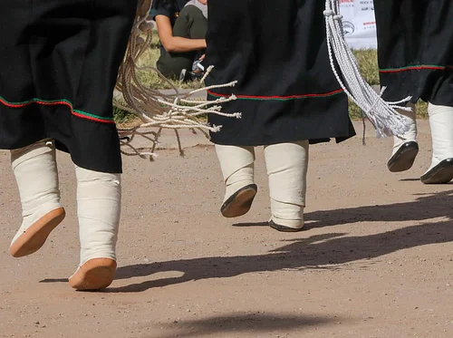 Binna:kwe Dance Group (Pueblo of Zuni)