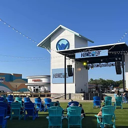 Live Music at The Hangout