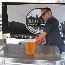 Shirt Factory Thursday Market & Food Truck Corral
