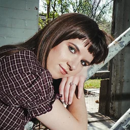 Var Gallery Presents: Abigayle Oakley & Fairhazel