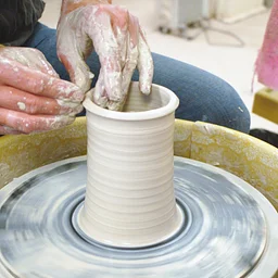 Friday Morning Beginner/Intermediate Ceramics