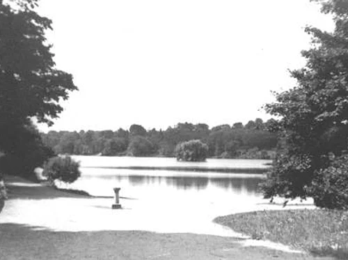 Walking Tour of Jamaica Pond