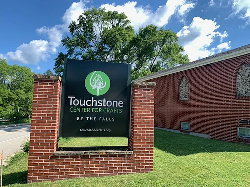 Touchstone by the Falls Retail Gallery