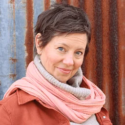Church of Singer Songwriters - Victoria Storm