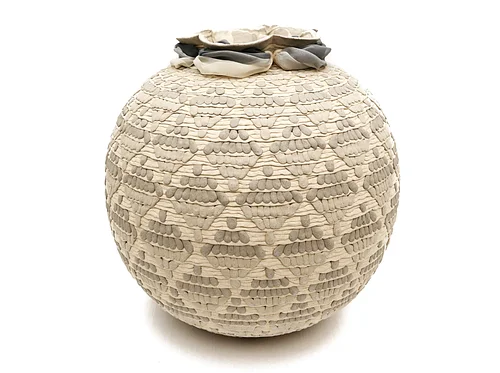 Vestiges, YoonJee Kwak