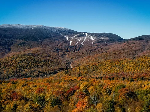 Fall Sale on 2026/2027 Season Passes, Stark Mountain Cards and Kids’ Seasonal Programs