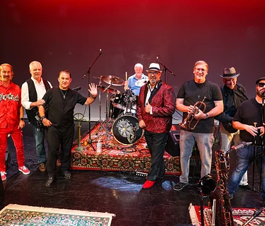 Pieces of Eight: A Tribute to Chicago