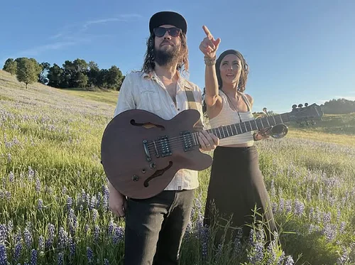 Live Music with Vices to Virtues