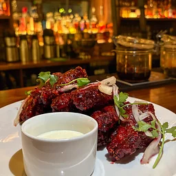 $1 Wing Mondays