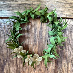 Everlasting Paper Holiday Wreath