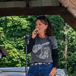 Live Music @theBrewCabin with Emily Burbank Judd