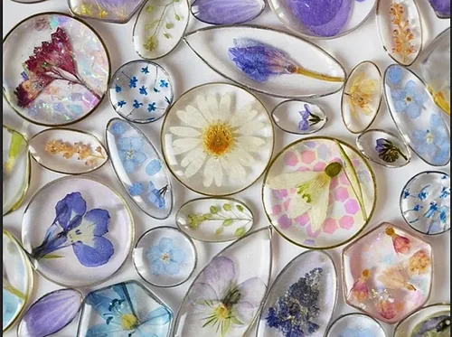 UV Resin Jewelry Art