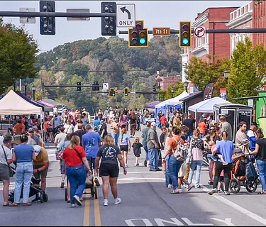 Fall Festival – Celebrate Autumn in Downtown Cambridge