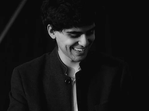 Masterworks 9: To America