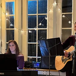FREE Sunday Night Music: Michelle Hall and Deborah Brooks