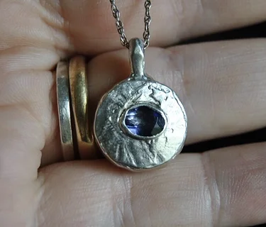 Wax Carving Gemstone Pendant – Two-Day Metalsmithing Workshop