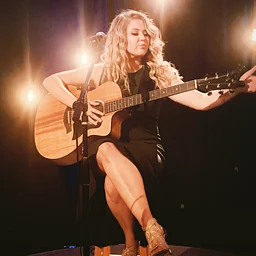 Live Music at Flying Ace Farm featuring Powerhouse Vocalist Laura Cashman